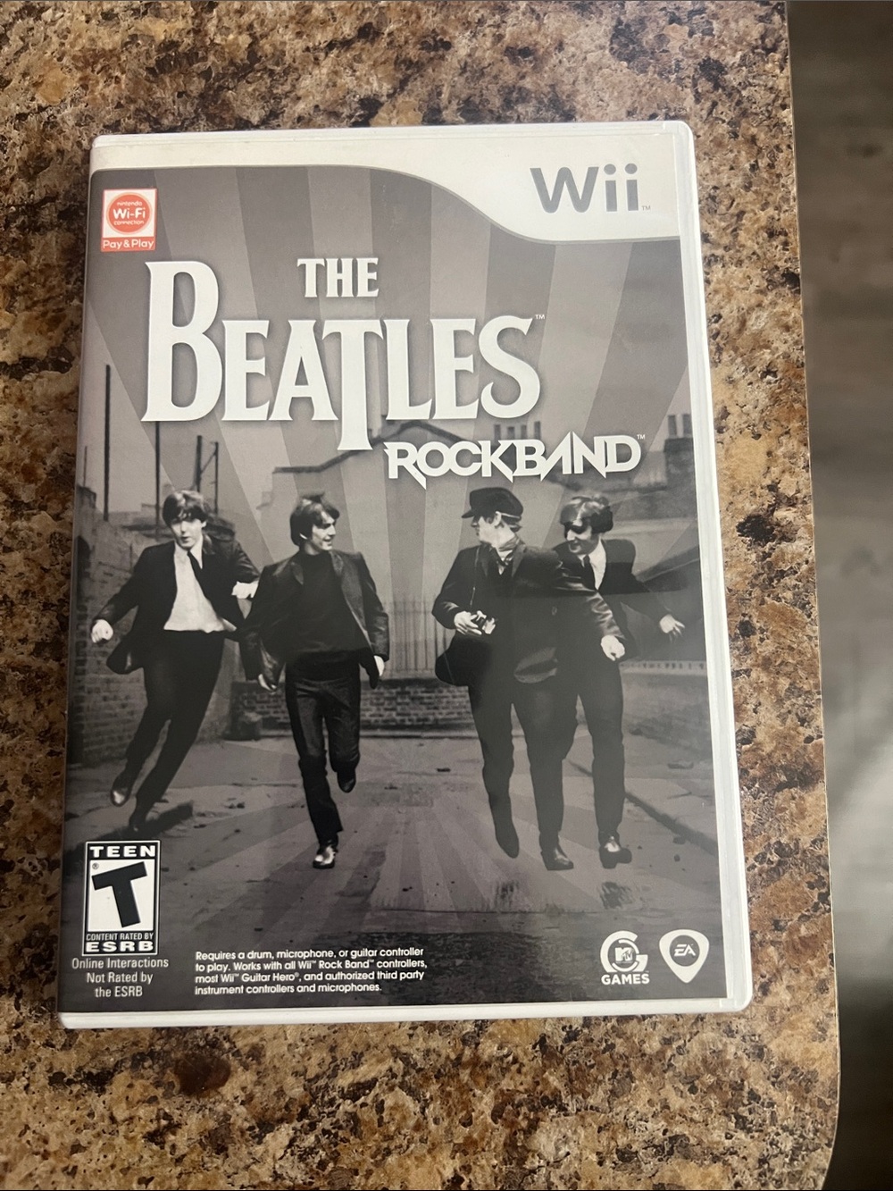 The Beatles Rock Band (Wii) - Black & White
